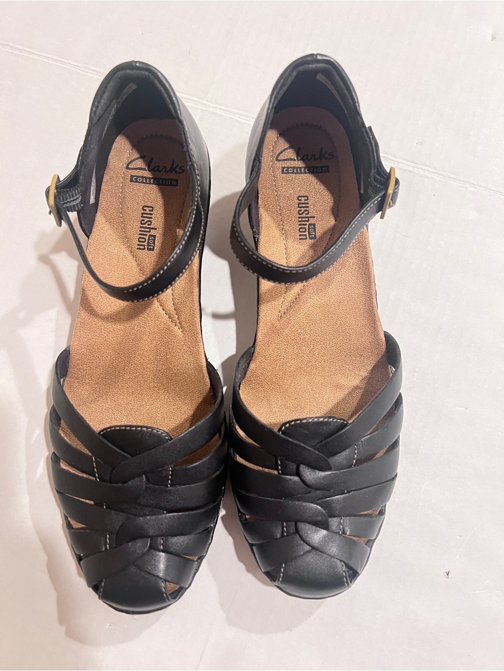Clarks Wendy Land Black Leather Weave Closed-Toe Sandals with Ankle Strap 8